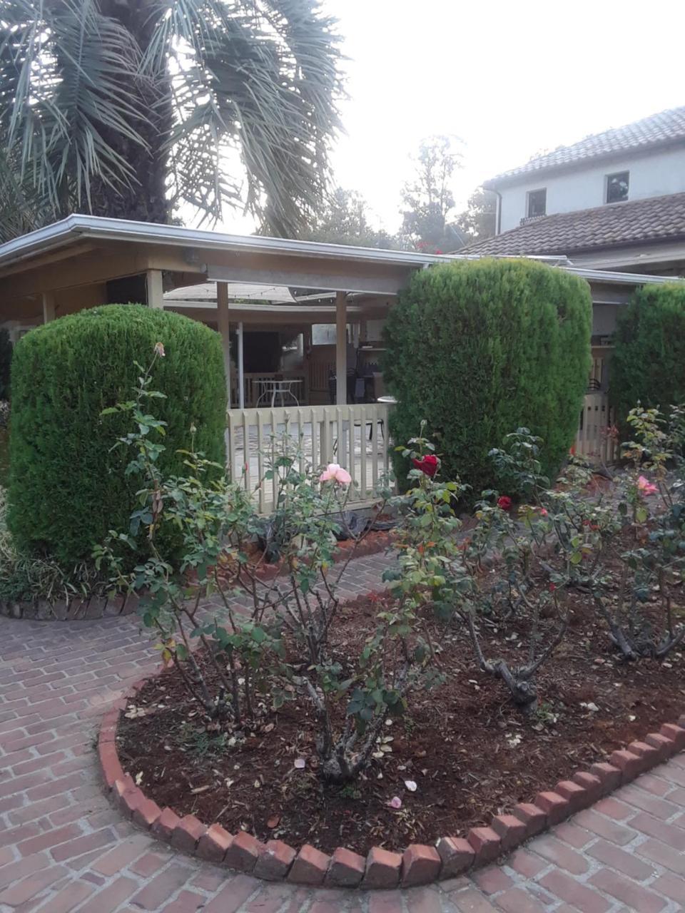 Los Gatos Garden Inn Hotel Екстер'єр фото