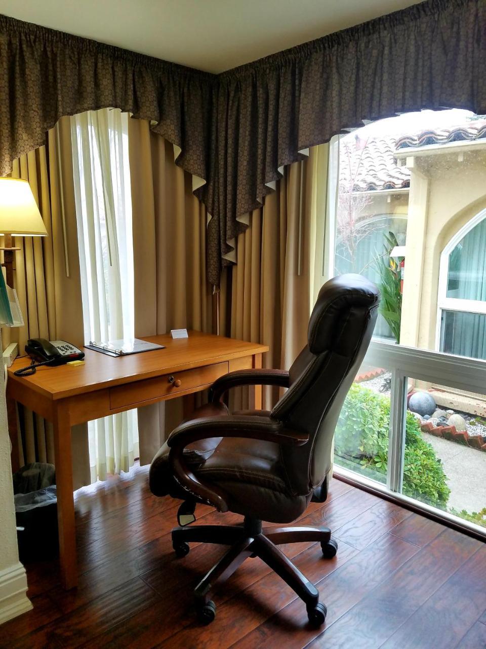 Los Gatos Garden Inn Hotel Екстер'єр фото